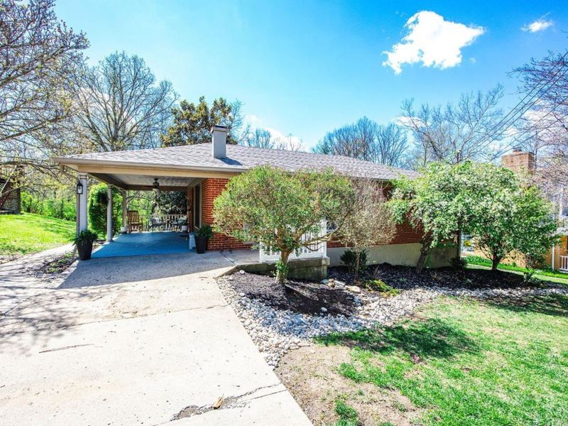 4565 Hubble Road, Green Township, OH 45247 Photo 2