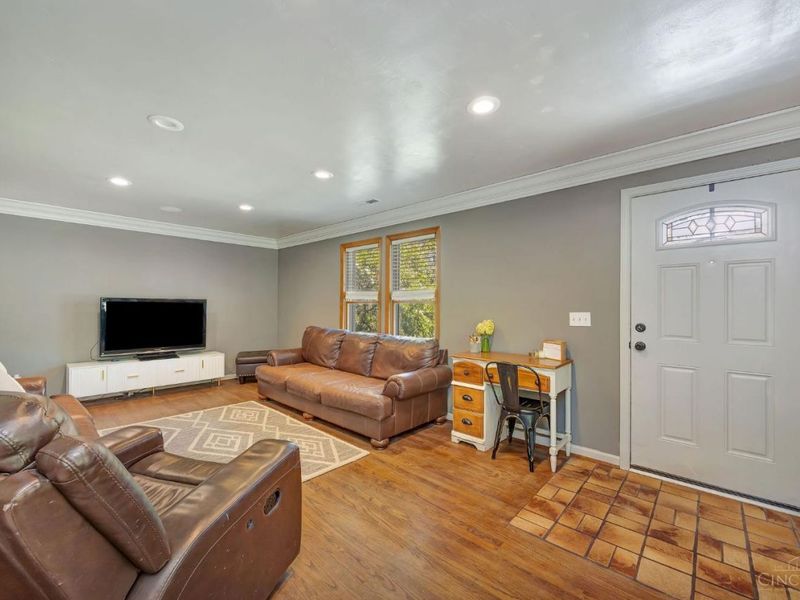 4565 Hubble Road, Green Township, OH 45247 Photo 7