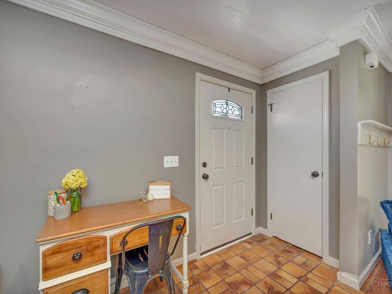 4565 Hubble Road, Green Township, OH 45247 Photo 9