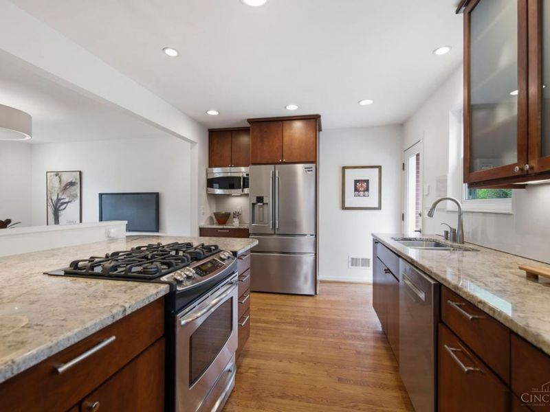 2750 Lower Grandin Road, Cincinnati, OH 45208 Photo 10