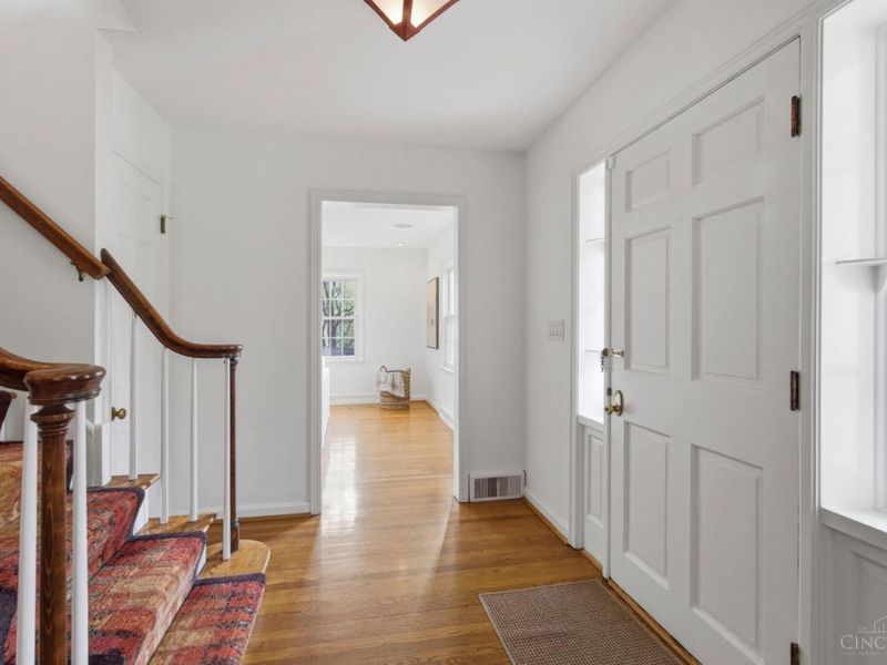 2750 Lower Grandin Road, Cincinnati, OH 45208 Photo 2