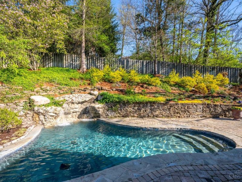 2750 Lower Grandin Road, Cincinnati, OH 45208 Photo 41