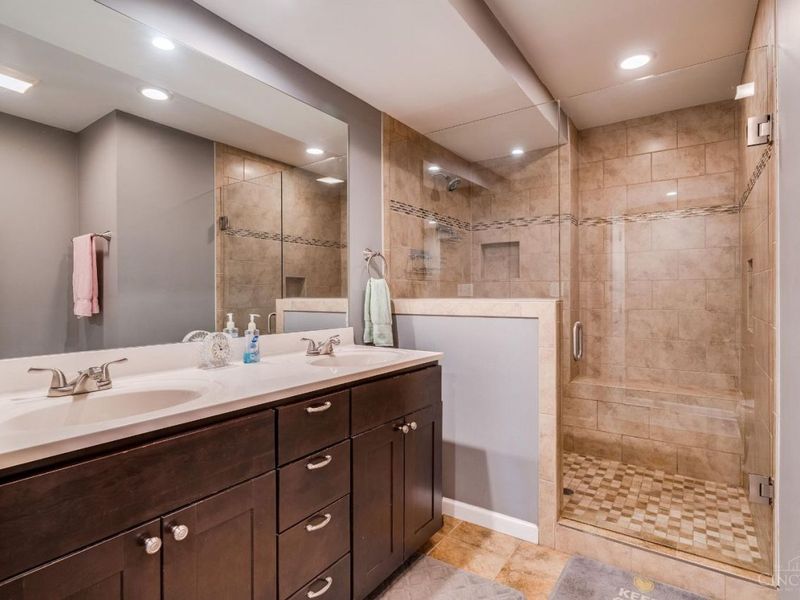 6646 Gracely Drive, Cincinnati, OH 45233 Photo 29