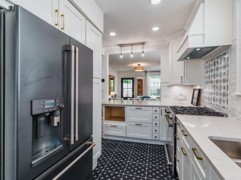 6860 Dawson Road, Madeira, OH 45243 Photo 5