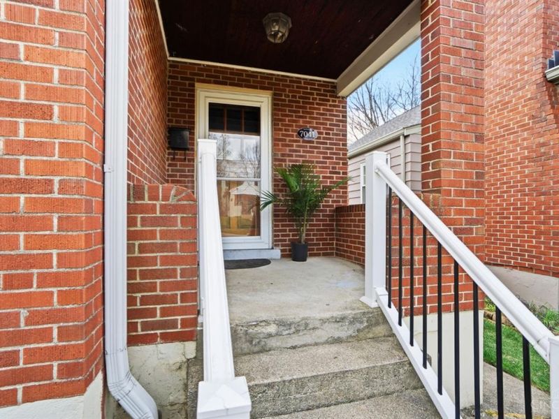 7041 Palmetto Street, Cincinnati, OH 45227 Photo 2