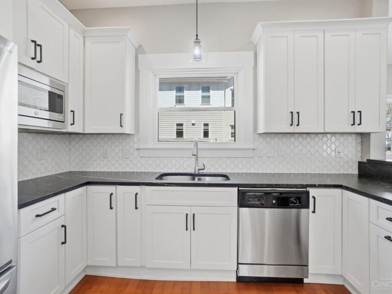 1317 Grace Avenue, Cincinnati, OH 45208 Photo 19