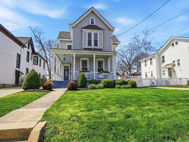 1317 Grace Avenue, Cincinnati, OH 45208 Photo 3