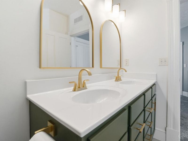 1317 Grace Avenue, Cincinnati, OH 45208 Photo 31