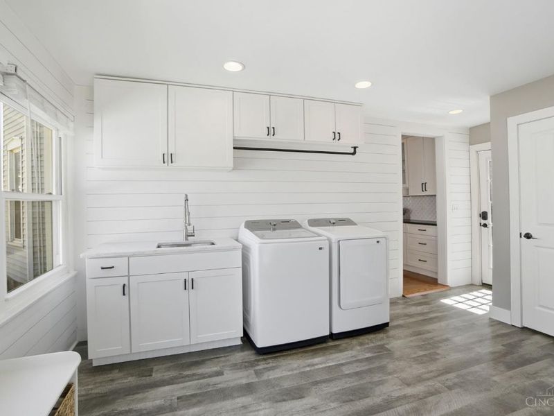 1317 Grace Avenue, Cincinnati, OH 45208 Photo 56