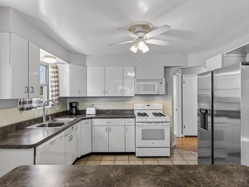 4716 Embrett Ct, Cincinnati, OH 45238 Photo 14