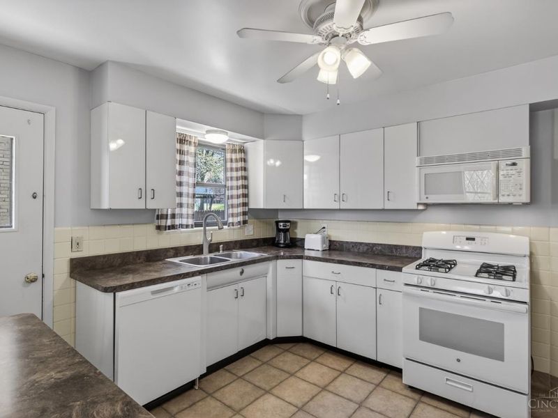 4716 Embrett Ct, Cincinnati, OH 45238 Photo 15