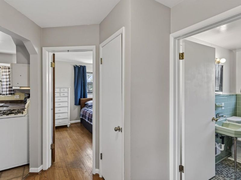 4716 Embrett Ct, Cincinnati, OH 45238 Photo 18