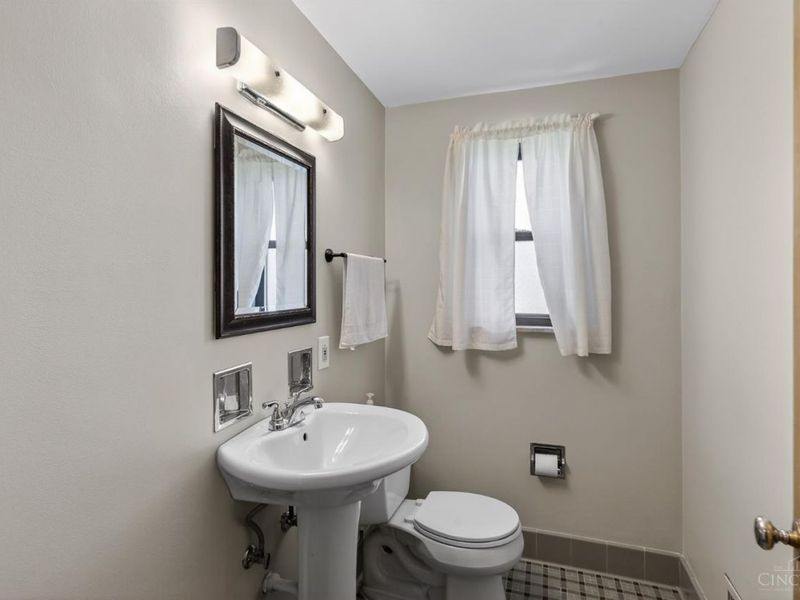 4716 Embrett Ct, Cincinnati, OH 45238 Photo 31