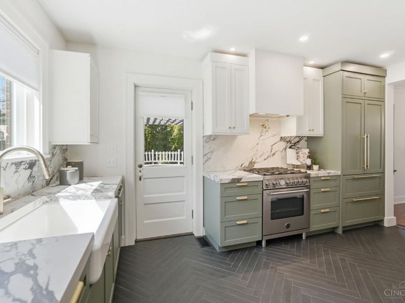 1123 Salisbury Drive, Cincinnati, OH 45226 Photo 14