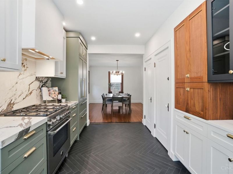 1123 Salisbury Drive, Cincinnati, OH 45226 Photo 16