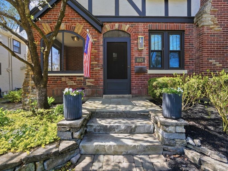 1123 Salisbury Drive, Cincinnati, OH 45226 Photo 3