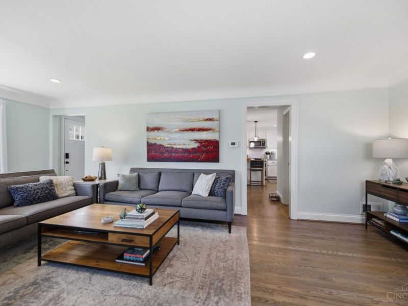 7400 N Timberlane Drive, Madeira, OH 45243 Photo 12