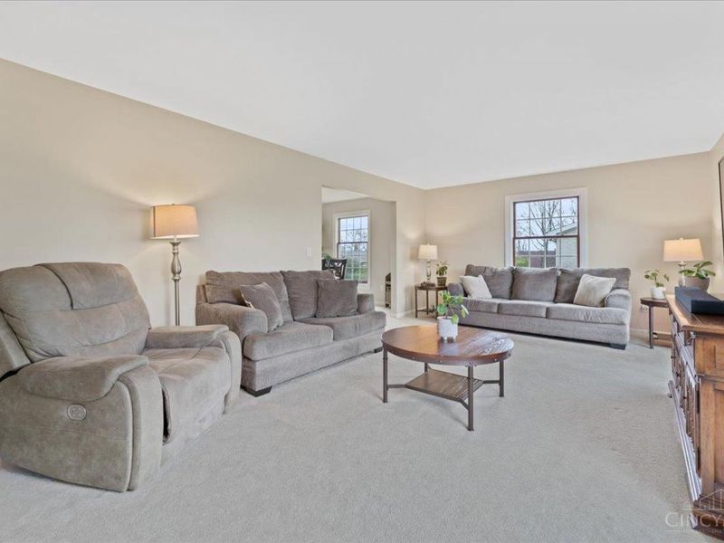 117 Dorset Drive, Middletown, OH 45044 Photo 6