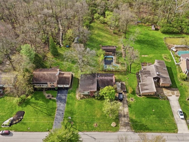 1905 Greenpine Drive, Springfield Twp., OH 45231 Photo 3