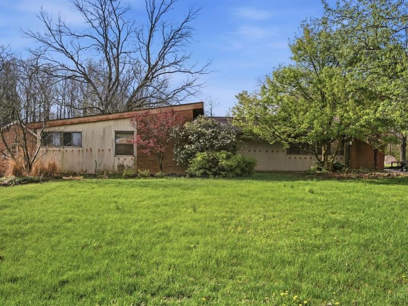 1905 Greenpine Drive, Springfield Twp., OH 45231 Photo 5