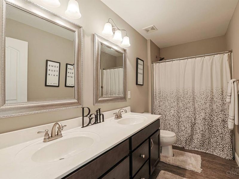 7362 W Observatory, West Chester, OH 45069 Photo 31