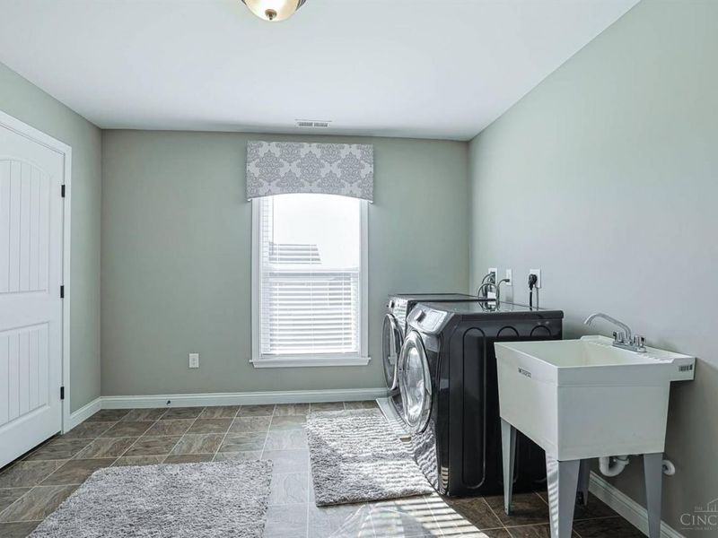 7362 W Observatory, West Chester, OH 45069 Photo 33