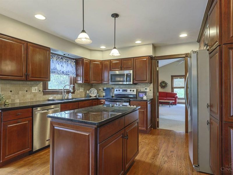 1236 Hickorylake Drive, Delhi Twp, OH 45233 Photo 14