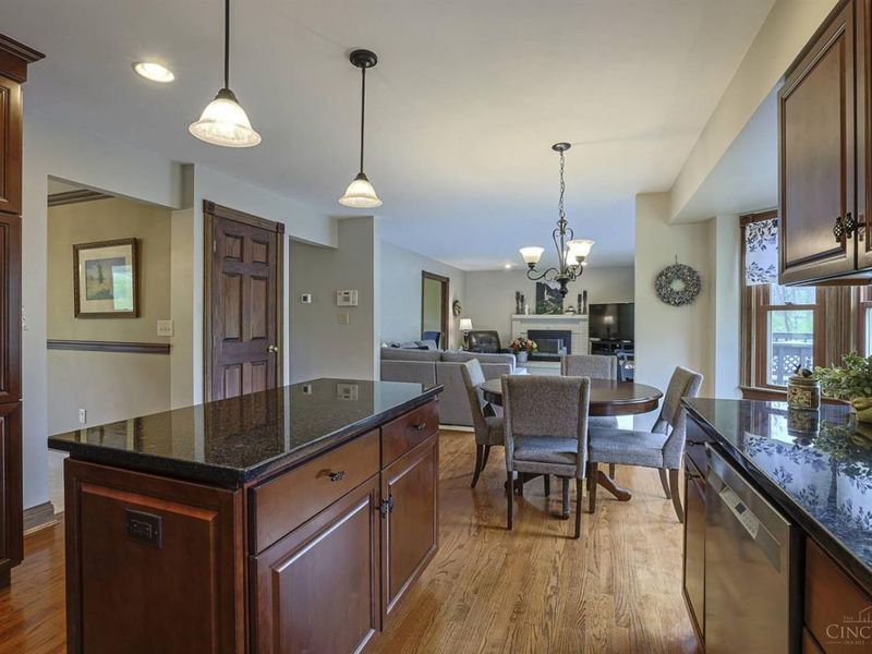 1236 Hickorylake Drive, Delhi Twp, OH 45233 Photo 16