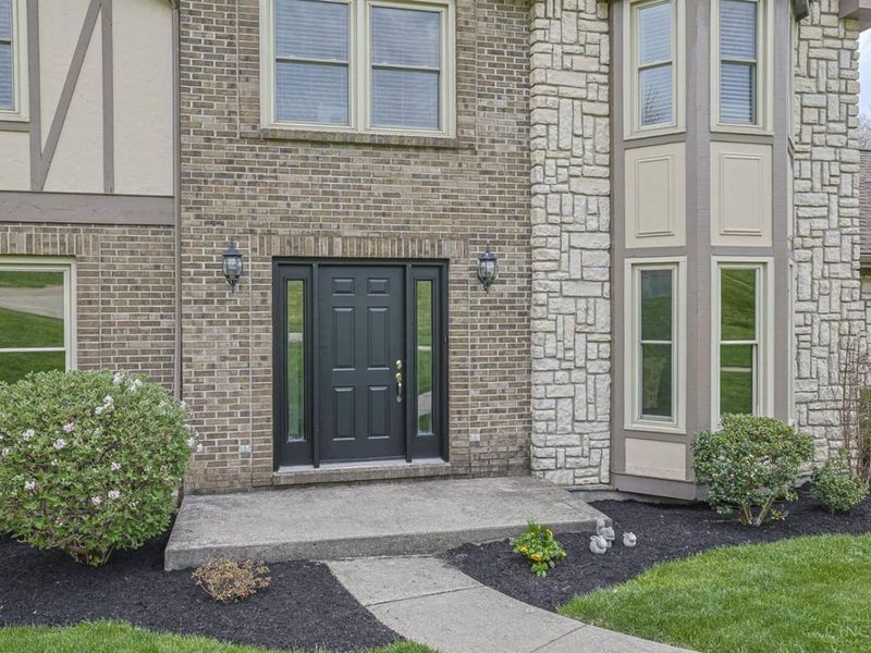 1236 Hickorylake Drive, Delhi Twp, OH 45233 Photo 3