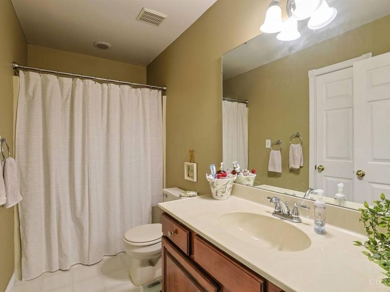 1236 Hickorylake Drive, Delhi Twp, OH 45233 Photo 41