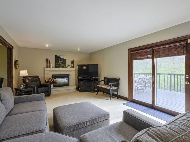 1236 Hickorylake Drive, Delhi Twp, OH 45233 Photo 7