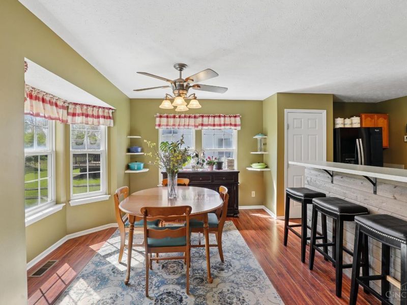 5516 Lakeside Drive, Fairfield, OH 45014 Photo 10