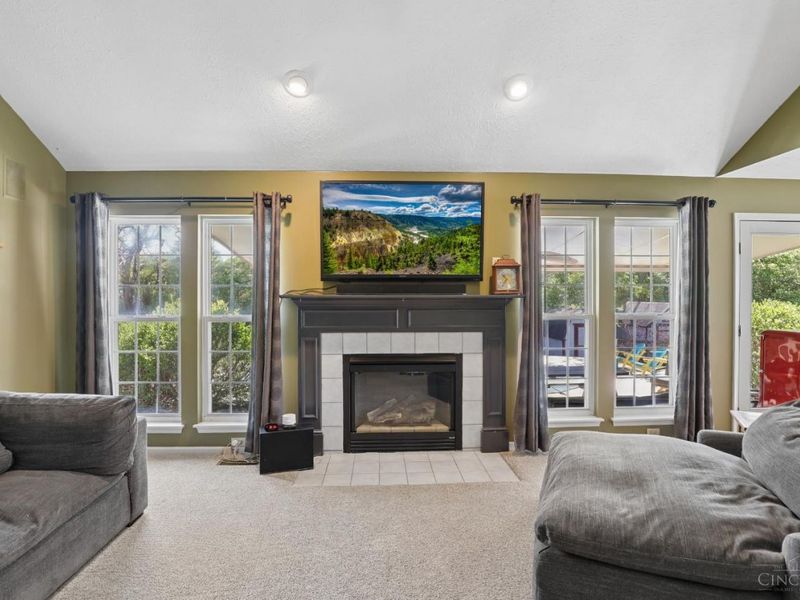 5516 Lakeside Drive, Fairfield, OH 45014 Photo 5