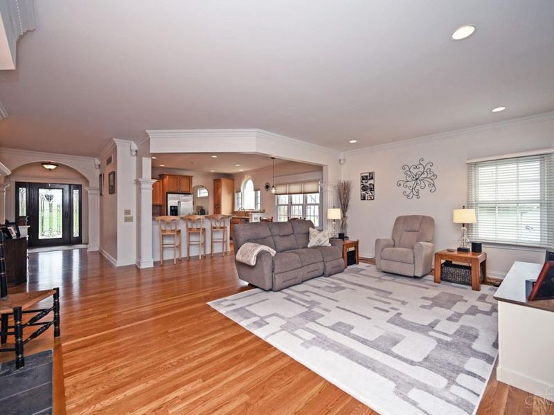 4220 St Cloud Way, Miami Twp, OH 45002 Photo 8