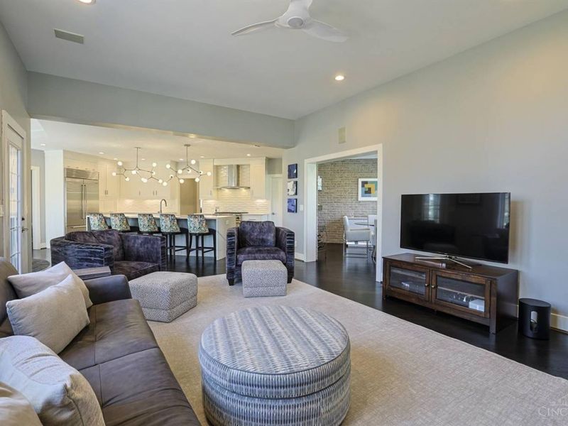 10040 Trail Lane, Montgomery, OH 45249 Photo 9