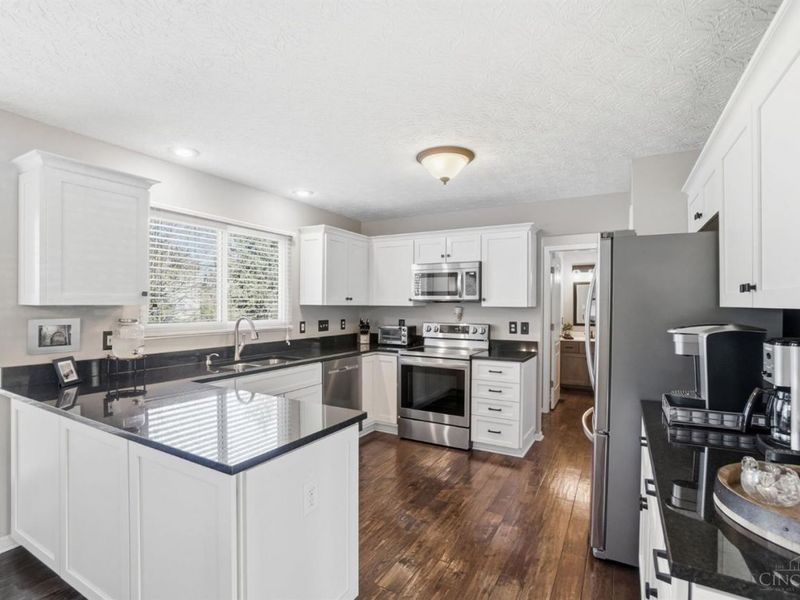 6617 Farmbrooke Court, Mason, OH 45040 Photo 19