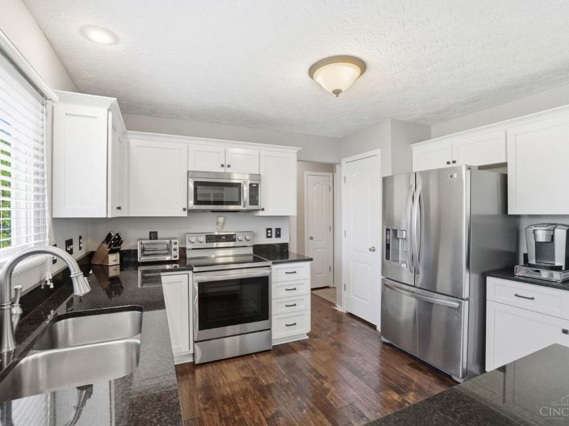 6617 Farmbrooke Court, Mason, OH 45040 Photo 20