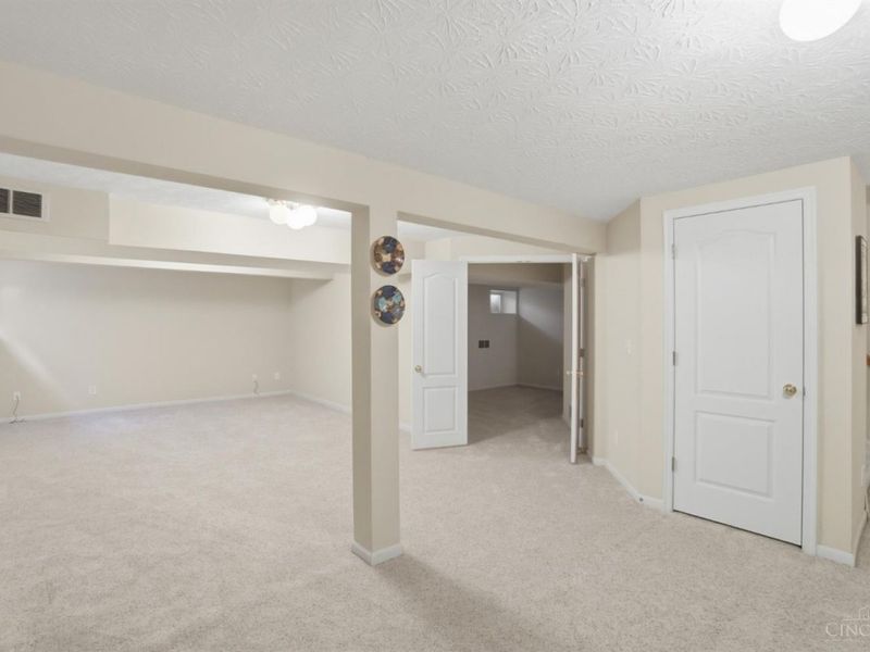 6617 Farmbrooke Court, Mason, OH 45040 Photo 57