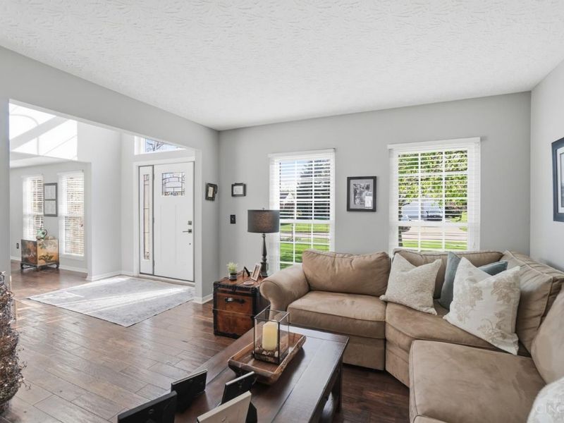 6617 Farmbrooke Court, Mason, OH 45040 Photo 8