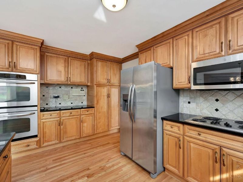 1630 Beech Grove Drive, Green Township, OH 45233 Photo 16