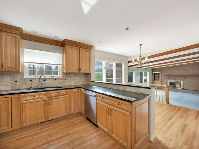 1630 Beech Grove Drive, Green Township, OH 45233 Photo 17