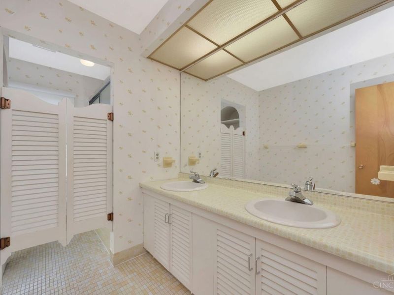 1630 Beech Grove Drive, Green Township, OH 45233 Photo 28