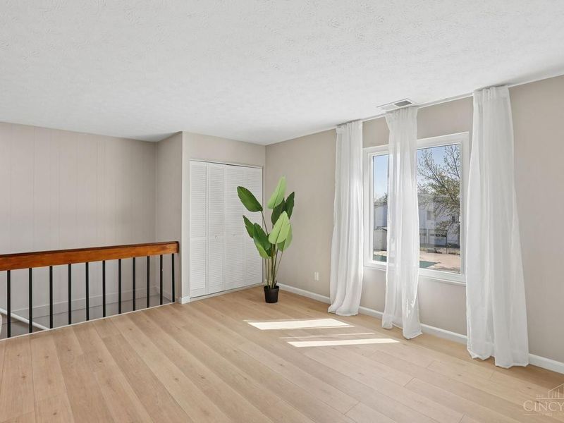 1000 E Crescentville Road, West Chester, OH 45246 Photo 14