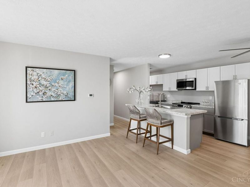 1000 E Crescentville Road, West Chester, OH 45246 Photo 3