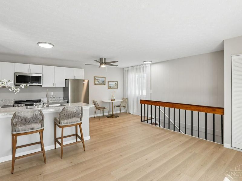 1000 E Crescentville Road, West Chester, OH 45246 Photo 4