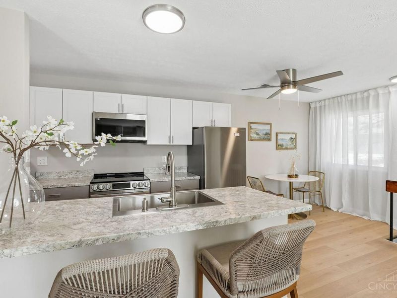 1000 E Crescentville Road, West Chester, OH 45246 Photo 6