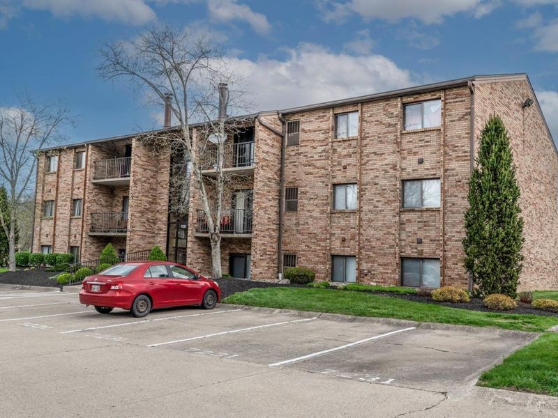 7231 Creekview Drive, Unit 9, Colerain Township, OH 45247 Photo 1