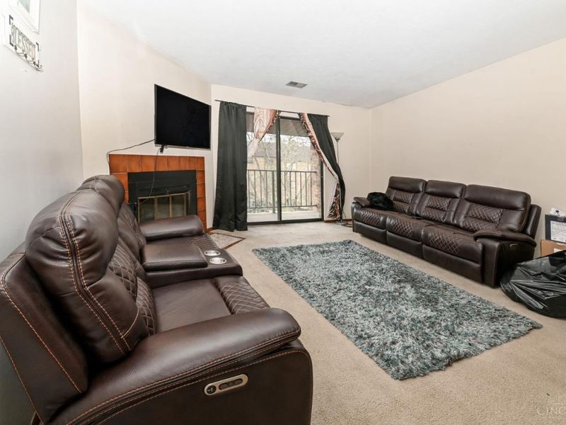 7231 Creekview Drive, Unit 9, Colerain Township, OH 45247 Photo 11