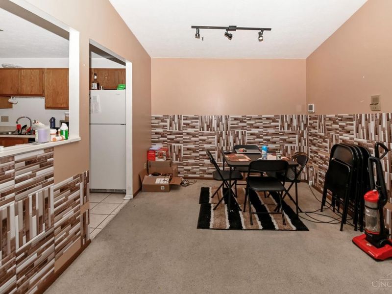 7231 Creekview Drive, Unit 9, Colerain Township, OH 45247 Photo 12