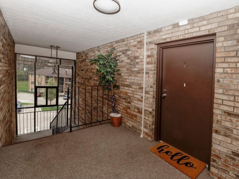 7231 Creekview Drive, Unit 9, Colerain Township, OH 45247 Photo 7